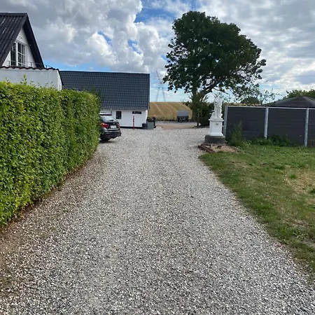 Nedlagt Landbrug Med 3 Апартаменты Вайле