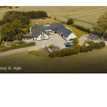 Nedlagt Landbrug Med 3 Lägenhet *