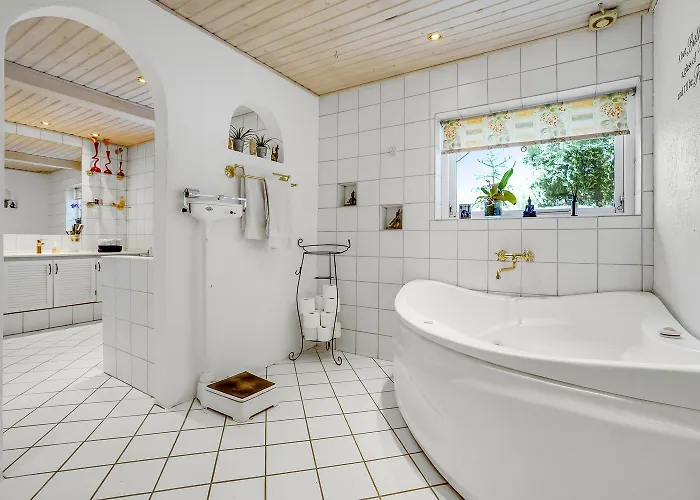 Nedlagt Landbrug Med 3 *