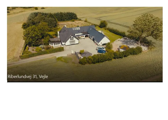 Nedlagt Landbrug Med 3 Lägenhet *